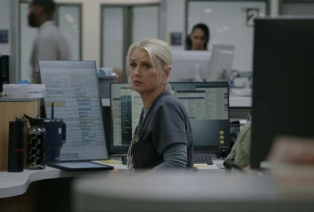 Картинка из сериала Питт